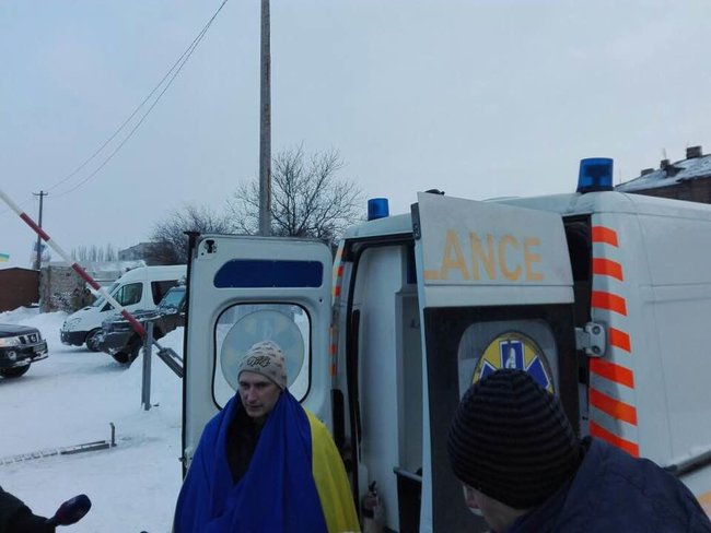 Ukrainian serviceman Roman Savkov released from militants captivity, - MP Iryna Herashchenko 06