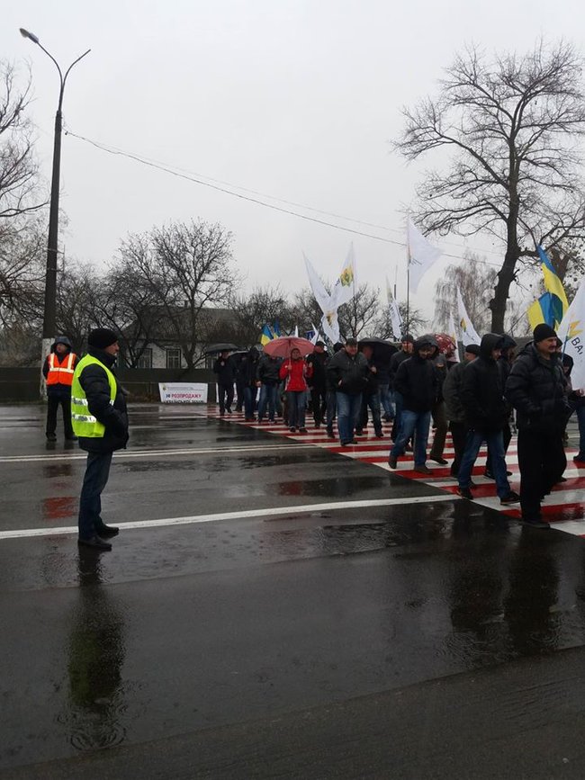 Farmers across Ukraine protesting against introduction of land reform 04