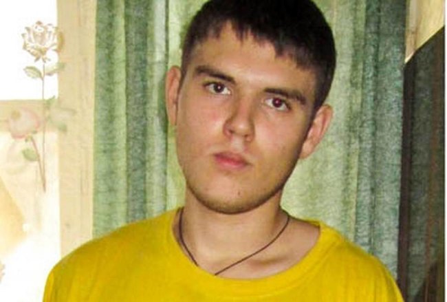 Убийца сына раздает интервью Гордону, сыт и доволен, а своего Юры я уже никогда не увижу, - мама убитого по приказу Гиркина 19-летнего студента КПИ Юрия Поправки 01