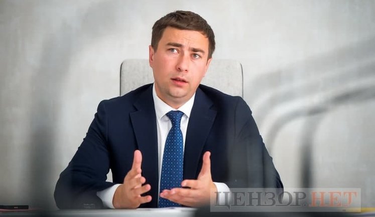 Міністр агрополітики Роман Лещенко: "Закликаю українців не поспішати продавати землю"