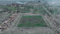 Toretsk before and after the battles with Russian occupiers