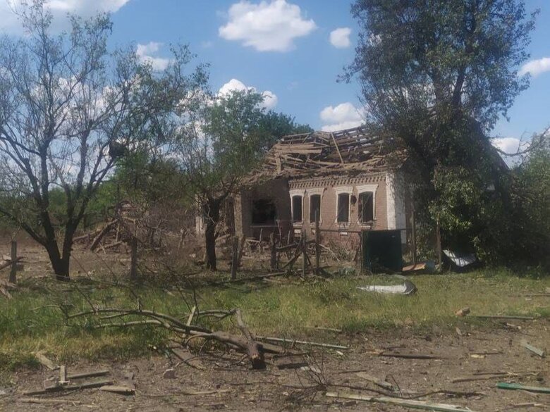 Доба на Донеччині:окупанти обстріляли 16 населених пунктів та вбили одну людину