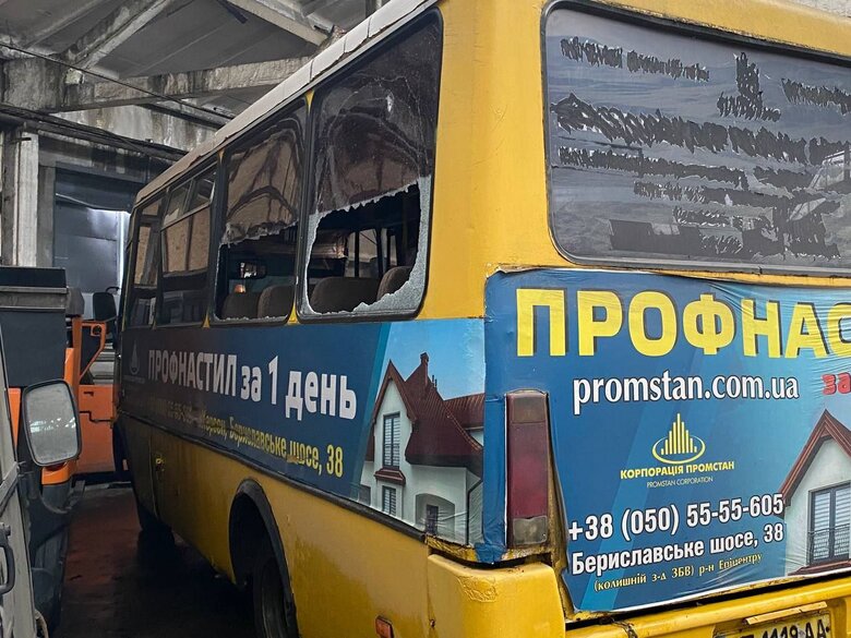 Росіяни вкотре вдарили по Херсону, без постраждалих, - Прокудін 03