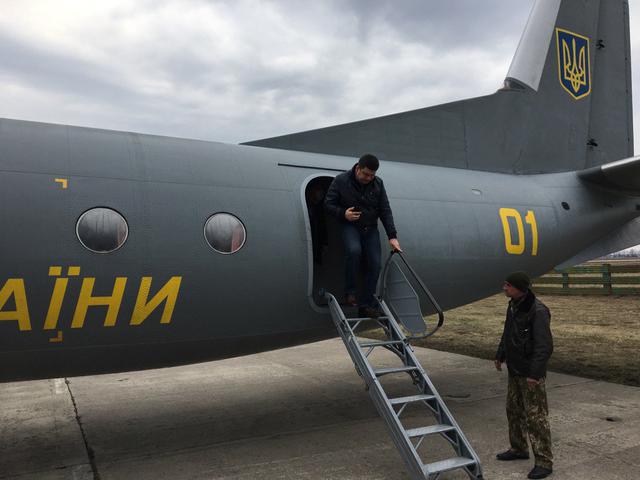 Гройсман прибув на Харківщину і прямує в Балаклію 01