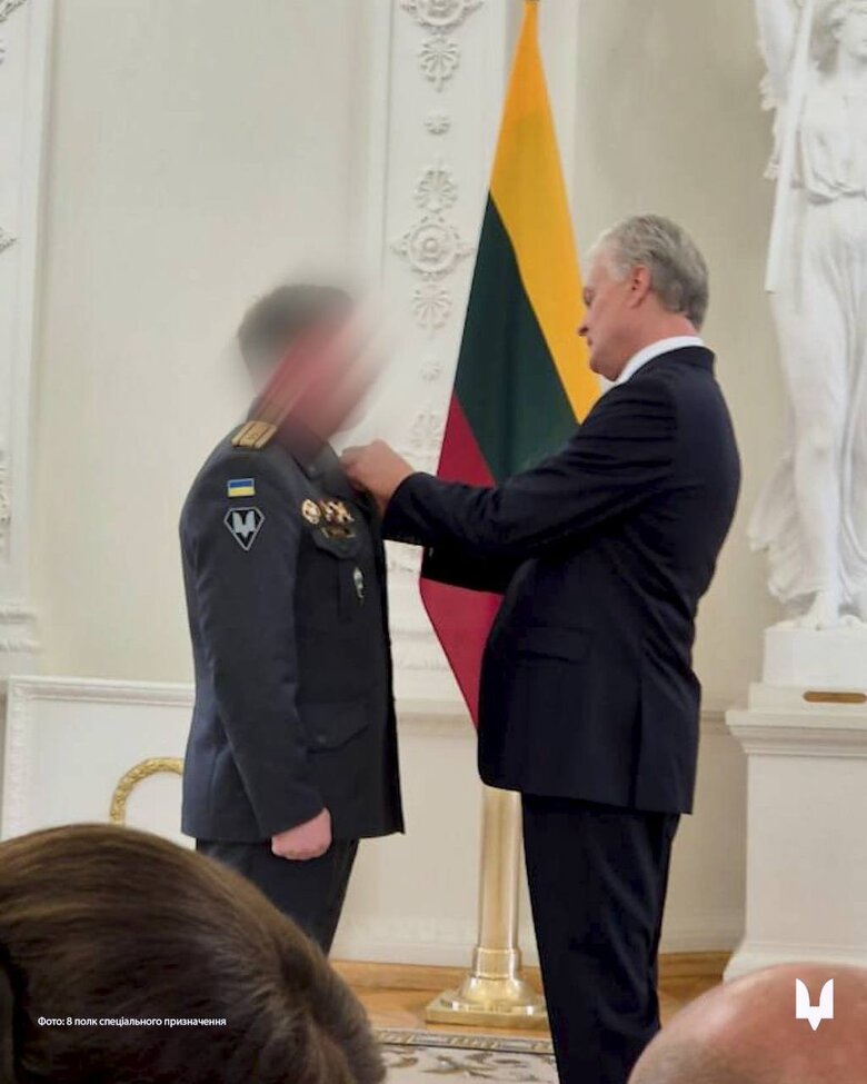 Науседа нагородив воїнів ССО за евакуацію тіла литовського добровольця