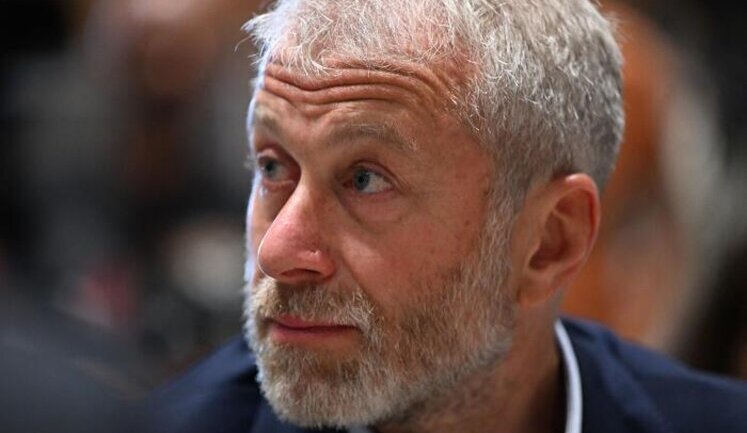 Russian oligarch Abramovich refuses to transfer almost $3 billion from sale of "Chelsea" to Ukraine