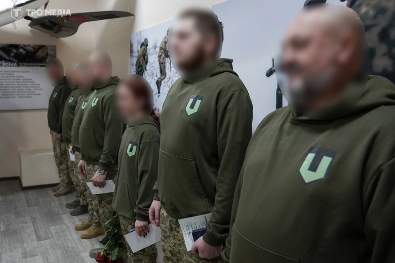 Командующий Силами ТРО Плахута отметил воинов-разведчиков