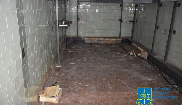 Повідомлено про підозру офіцеру Росгвардії, який влаштував катівню у морозильних камерах аеропорту Гостомеля, - прокуратура. ФОТО