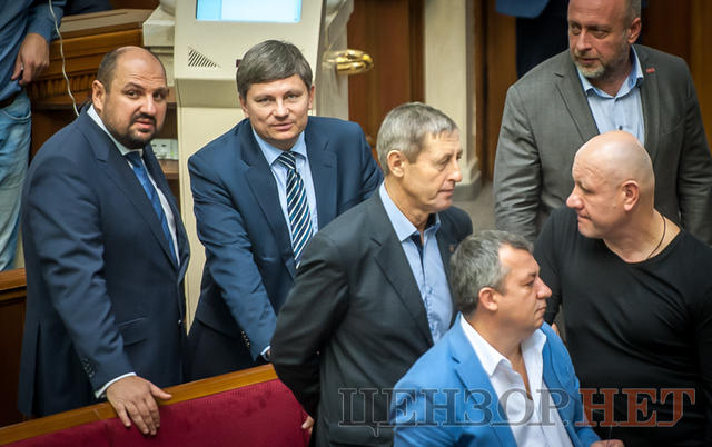 Весела історія Розенблата, усмішка Савченко Гройсману, консультації Богомолець і Шурми: день роботи Ради 20 жовтня 10 Весела історія Розенблата, усмішка Савченко Гройсману, консультації Богомолець і Шурми: день роботи Ради 20 жовтня 10