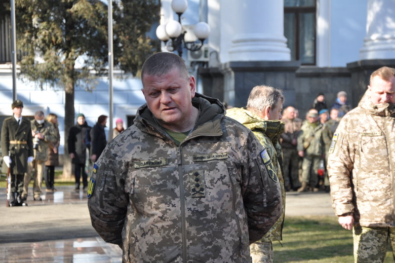 В Києві попрощалися із загиблим внаслідок російського обстрілу розвідником 30-ї ОМБр Антоном Сидоровим 07