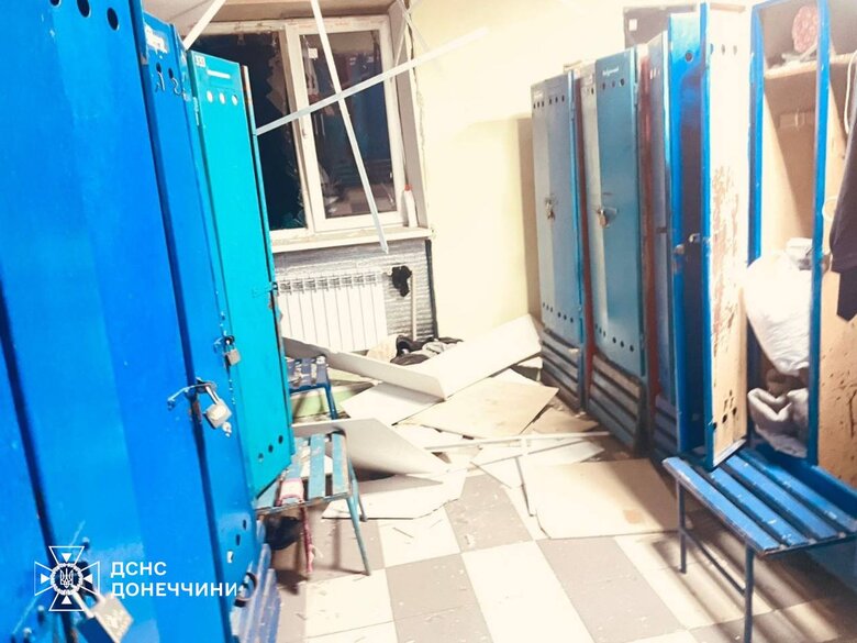 Повреждена пожарно-спасательная часть в Доброполье