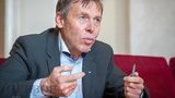Через "Приватбанк" завозяться сотні мільйонів гривень для підкупу виборців, - Соболєв