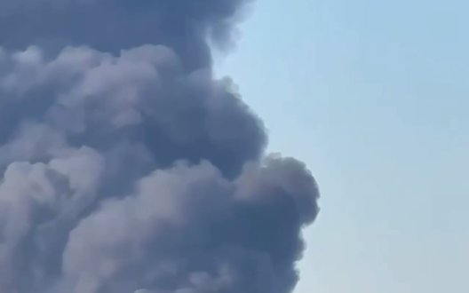 Ворог вдруге за ранок атакував Кривий Ріг: здійнялася пожежа