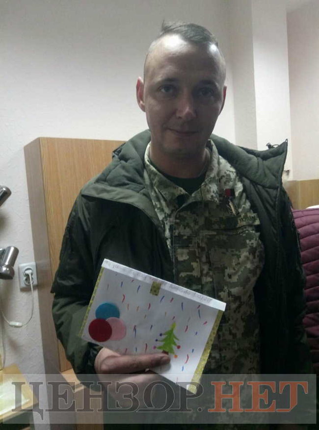 Народні герої, які отримали ордени в Харкові, повернулися на передову і до своїх частин з оберегами від школярів із Краматорська 05