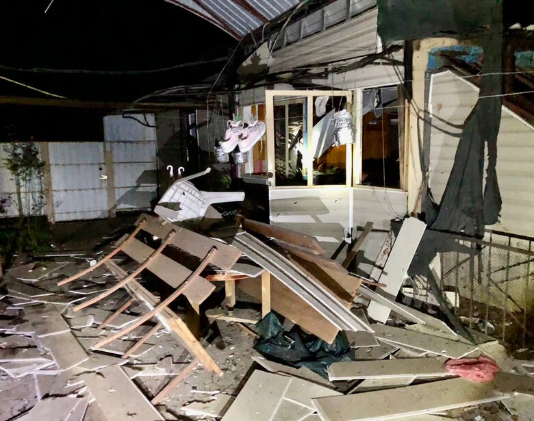 Рашисти атакували Дніпропетровщину РСЗВ, важкою артилерією та дронами-камікадзе. Загинула жінка, 1 особу поранено, - ОВА 04