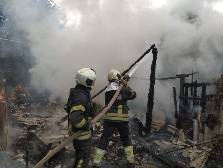 Росіяни закріплюються в районі Лисичанська, місто - у вогні, - Гайдай 01