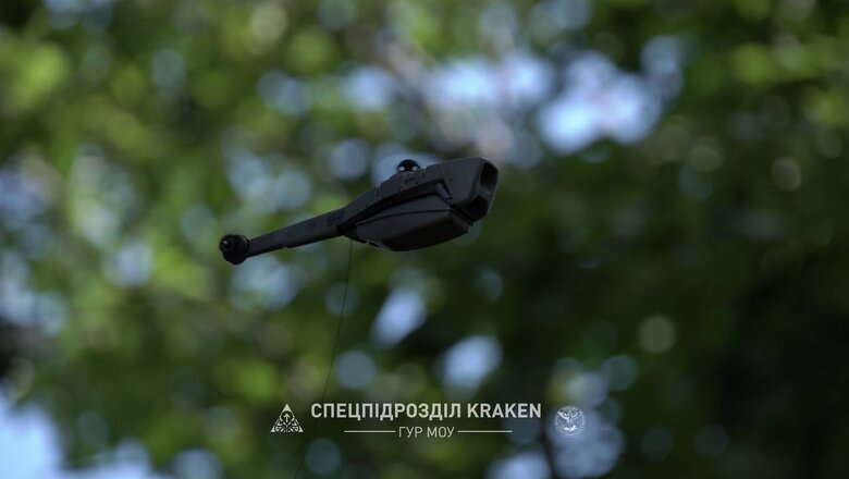 Наші розвідники застосовують на фронті мікродрон Black Hornet 01