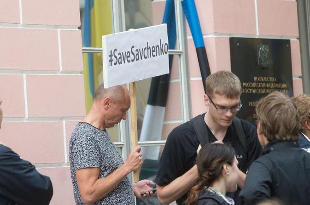 эстония посольство пикет рф таллин