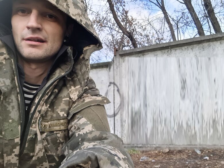 Боец с четырьмя контузиями Майдан: Недавно не мог вспомнить, сколько мне лет, 37 или 38. Доктор говорит: давай посчитаем… 01