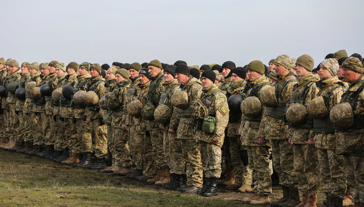 У разі необхідності армія готова до воєнного стану. Тут немає проблем, - Міноборони