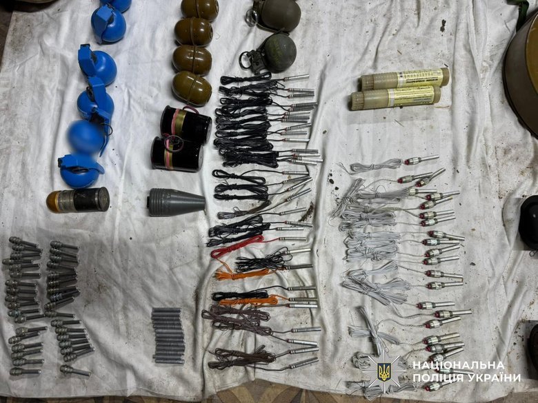 Канал нелегальной продажи оружия ликвидировали в Украине: что известно?