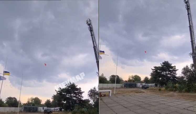 Парашутиста, якого віднесло вітром через аварію катера в Києві, врятували очевидці, - ЗМІ. ВIДЕО