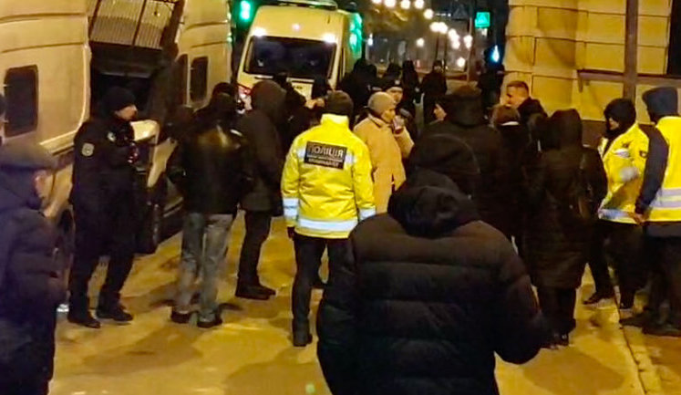 В центре Киева провели следственный эксперимент по делу об убийстве Шеремета с участием подозреваемой Кузьменко. ВИДЕО+ФОТОрепортаж