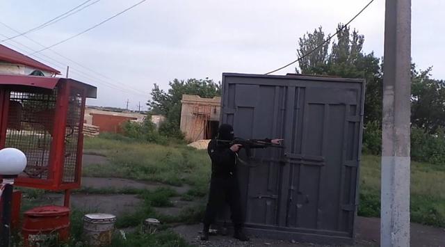 память донбасс бои карловка