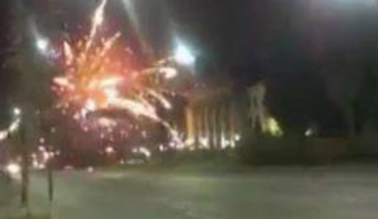 Российское посольство в Киеве обстреляли: "Это только начало". ВИДЕО