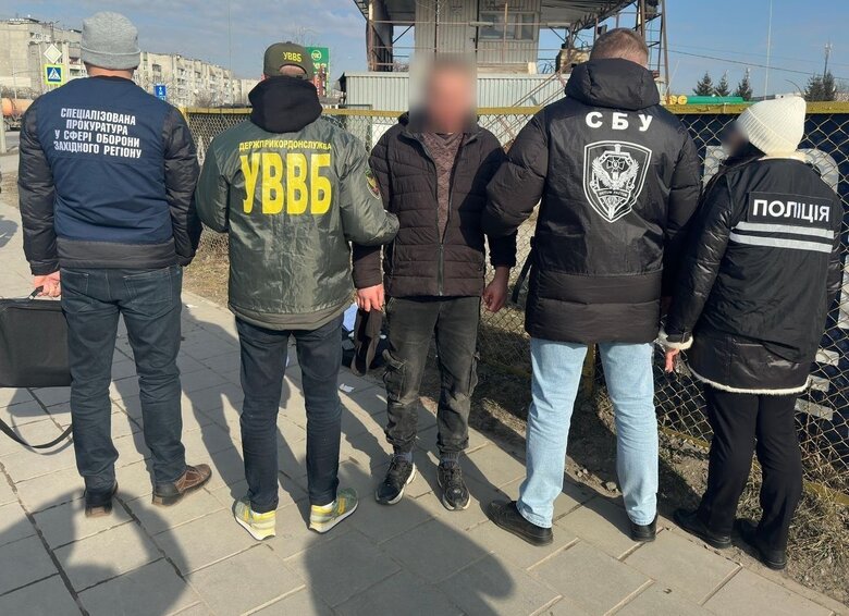 У Львові затримали організатора незаконного переправлення призовника через кордон