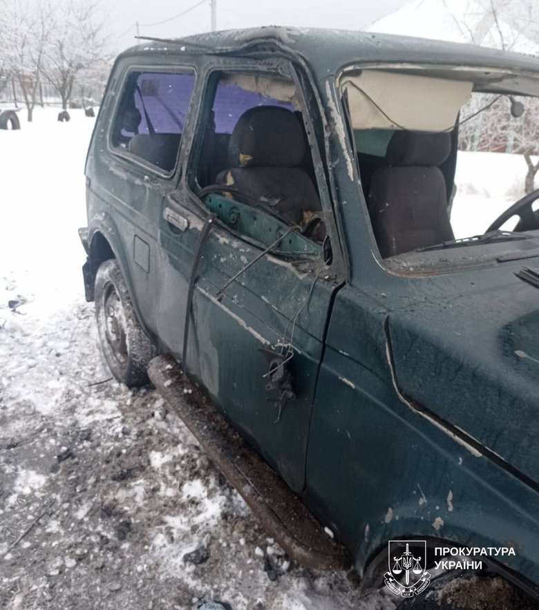 Россияне FPV-дронами атаковали автомобили в Харьковской области