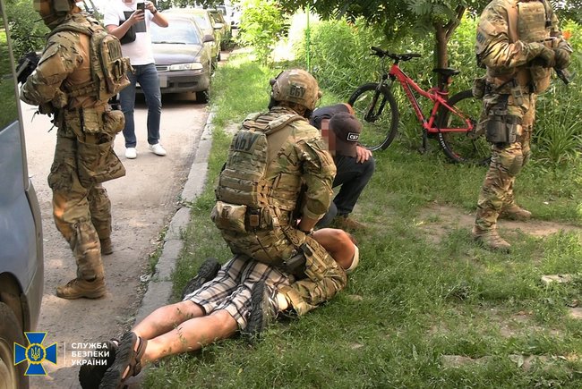 Контрразведчики СБУ задержали создателя конституции ЛНР, экс-депутата парламента Л/ДНР 01 Контрразведчики СБУ задержали создателя конституции ЛНР, экс-депутата парламента Л/ДНР 01
