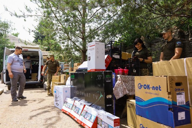 Порошенко: Следующий комплект оптической разведки собираем для 72-й бригады имени Черных Запорожцев 09