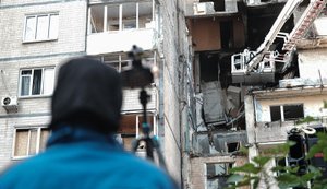 Завершено аварійно-рятувальні роботи у Святошинському районі Києва, - ДСНС. ФОТОрепортаж