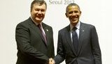 Янукович в Сеуле: операция "Фотография 9 на 12 или поймать Обаму"