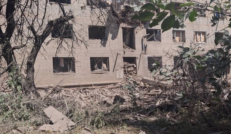 Три человека ранены в результате российского удара по Славянску. ФОТО