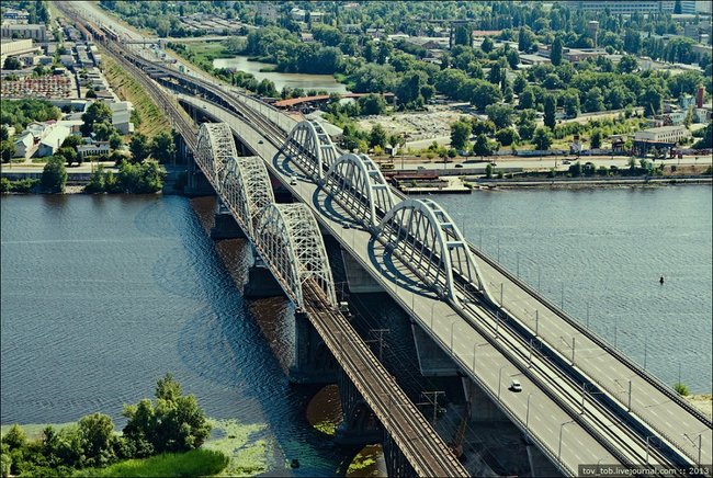Кому і скільки заборгувала Укрзалізниця 06