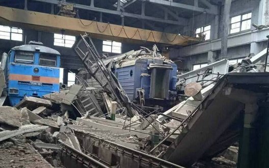 Росія знищила 46 пасажирських вагонів "Укрзалізниці". Як це вплине на літній сезон поїздок?. ІНФОГРАФІКА
