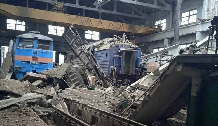Росія знищила 46 пасажирських вагонів "Укрзалізниці". Як це вплине на літній сезон поїздок?. ІНФОГРАФІКА