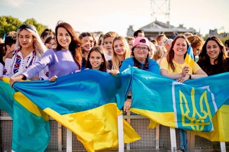 В Амстердаме на благотворительном телемарафоне в поддержку Украины собрали 2,3 млн грн 02