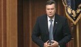 Януковича встретили в парламенте криками "Ганьба!" и аплодисментами. ВИДЕО.