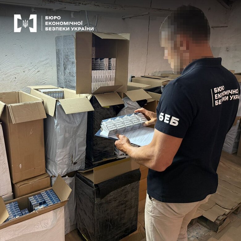 БЕБ викрило торговців контрафактним тютюном на Київщині