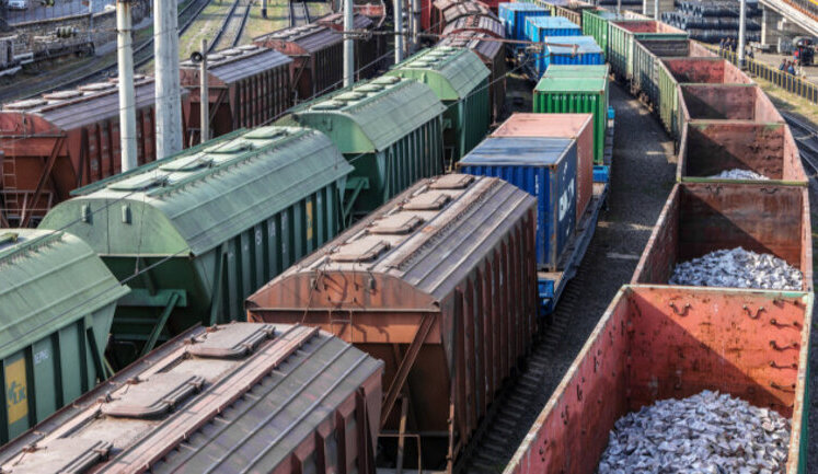 Чому "Укрзалізниця" підняла тарифи на 70% і як це вдарить по бізнесу