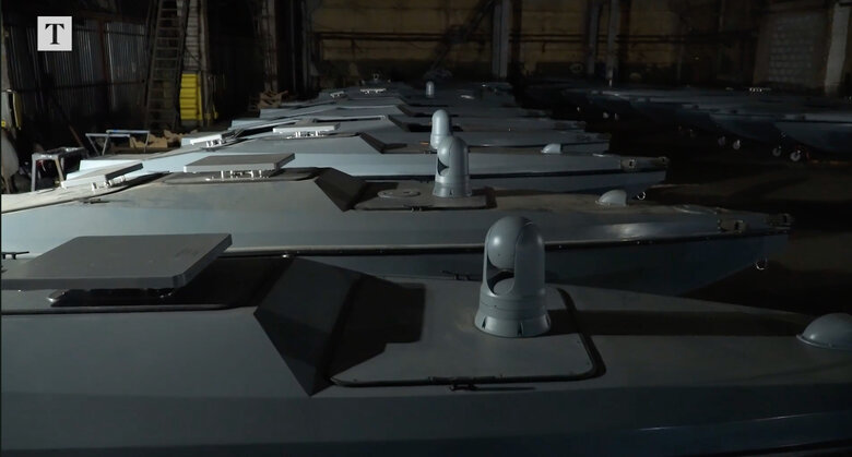 Командир операторів морських дронів із позивним Тринадцятий: Ми можемо знищити весь Чорноморський флот РФ і працюємо над цим 03