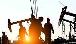 Ціни на нафту зростають на тлі затяжного протистояння США та Ірану