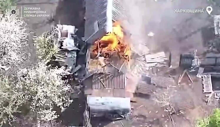 Силы обороны точно атаковали вражеские укрытия, транспортные средства и орудия оккупантов в Харьковской области. ВИДЕО
