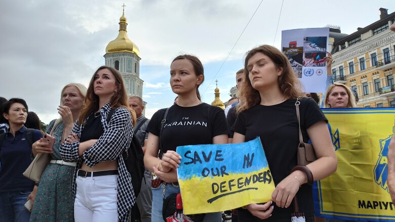 Акция Оленовка - новый Освенцим, организованная родственниками пленных защитников Азовстали, прошла в центре Киева 53