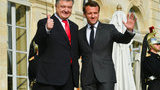 Порошенко і Макрон ведуть переговори в Єлисейському палаці