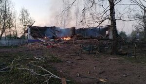Россияне атаковали КАБами село Рясное на Сумщине: ранены трое мужчин