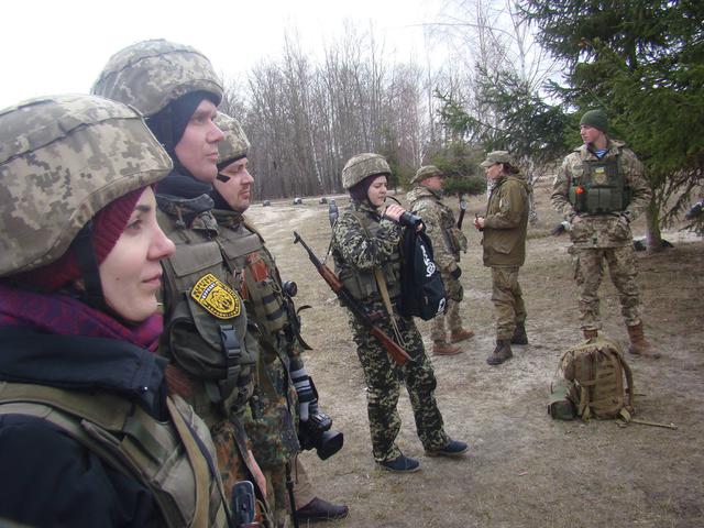 Холодом, вітром, вогнем: Як Марусині ведмеді готують бійців ВДВ 04